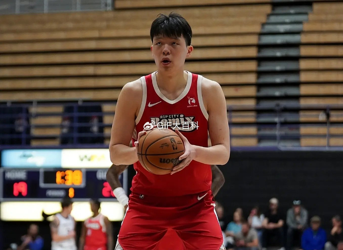 杨瀚森逆转状态成战术核心 正负值+24助球队复仇