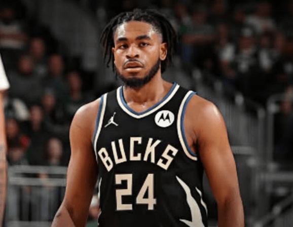 雄鹿签约后裁掉托马斯 内部矛盾浮出水面